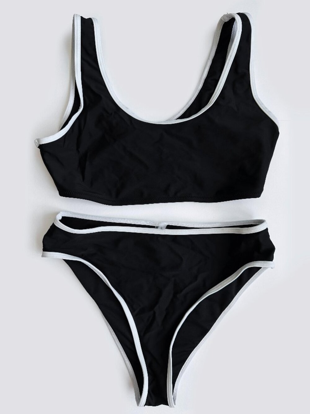 Black White Contrast Trim Bikini Set Size M